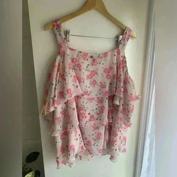 Lane Bryant Floral Cold Shoulder Ruffle Tiered Pink Flirty Feminine Blouse Sz 20 - Picture 8 of 8